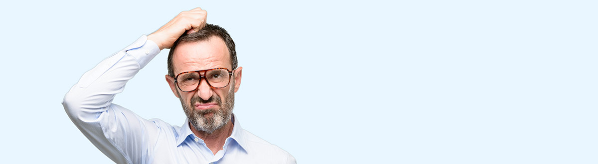 Man kliar sig i på huvudet